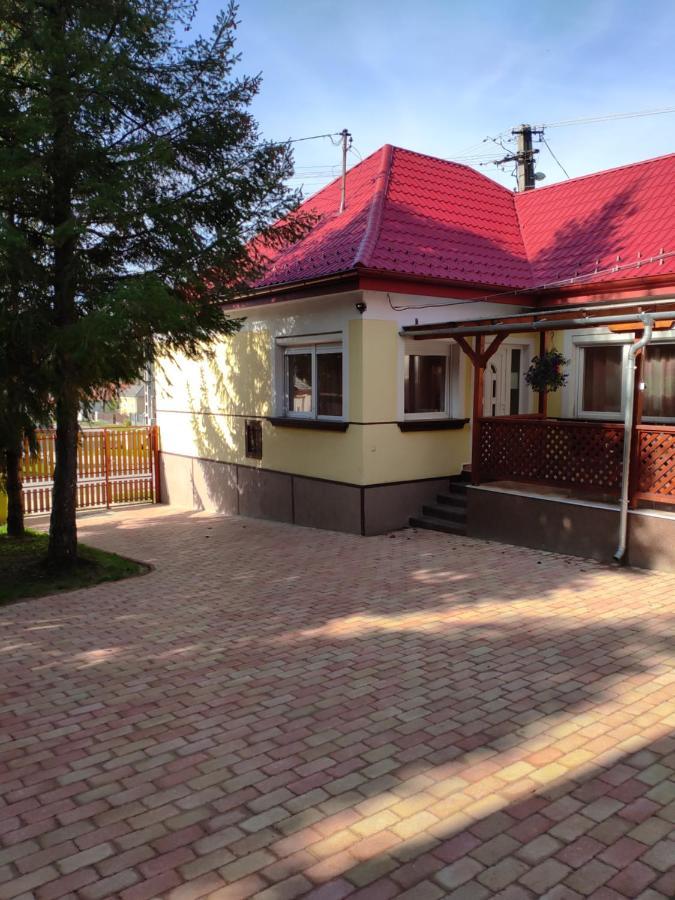 Bakonyi Mandala Ház Apartamento Bakonybél Exterior foto