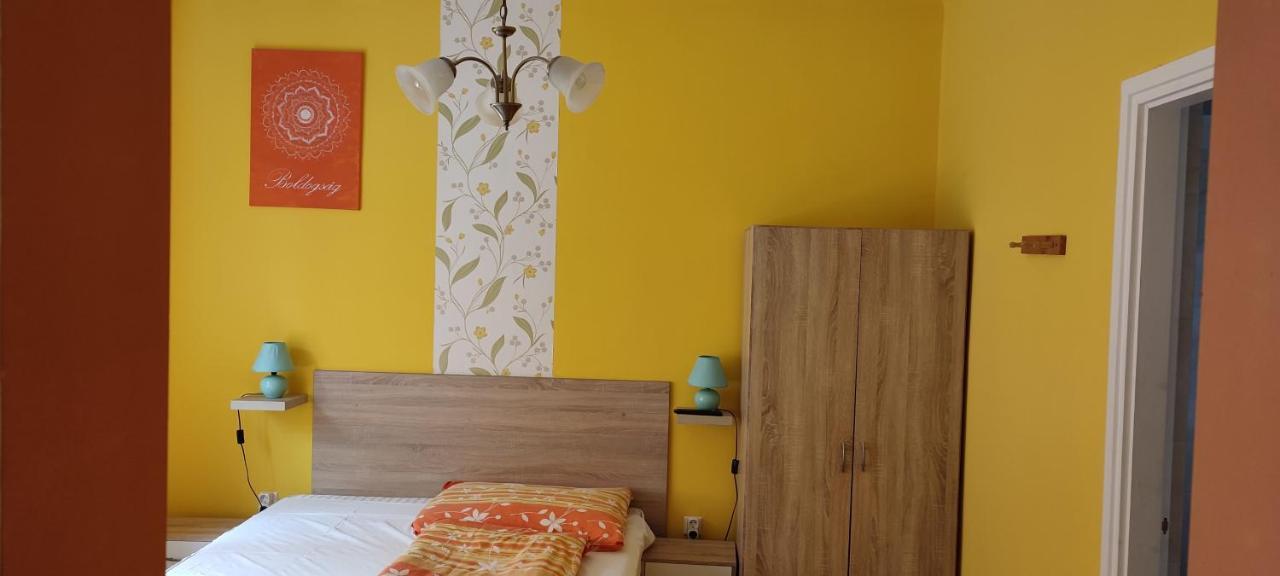 Bakonyi Mandala Ház Apartamento Bakonybél Exterior foto